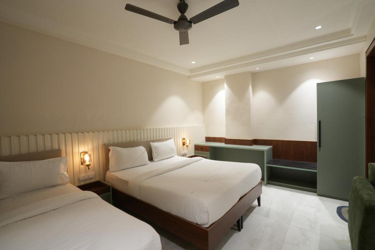 Hotel Square 36 Кота Екстериор снимка